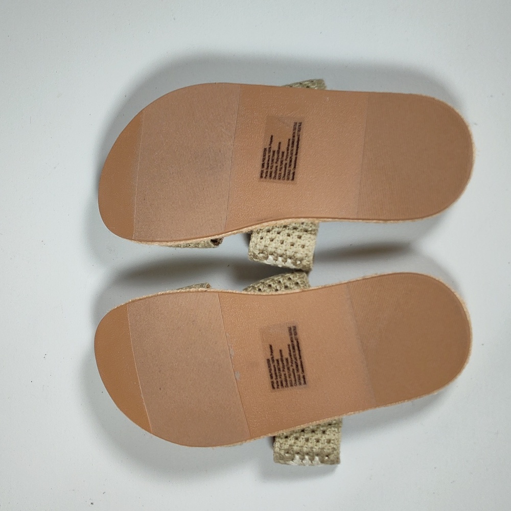 American Eagle sage green crochet slide sandals 6 - Picture 8 of 10